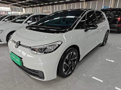 Volkswagen ID.3 Outstanding Edition - ფოტო 1