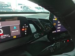Volkswagen ID.3 Outstanding Edition - ფოტო 13