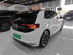 Volkswagen ID.3 Outstanding Edition - ფოტო 6