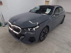 BMW 5 Series 530Li Luxury M Sport Package - ფოტო 1