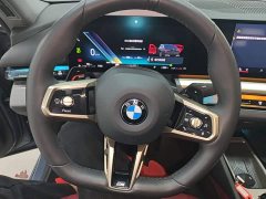 BMW 5 Series 530Li Luxury M Sport Package - ფოტო 10
