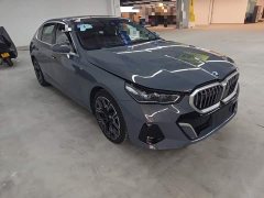 BMW 5 Series 530Li Luxury M Sport Package - ფოტო 3