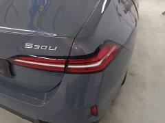 BMW 5 Series 530Li Luxury M Sport Package - ფოტო 7