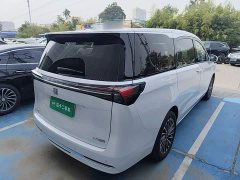 Buick GL8 New Energy Lusang Respect Edition - ფოტო 6