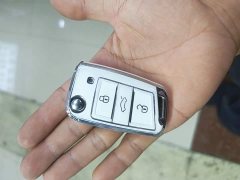 Buick Polo Plus 1.5L Automatic Colorful Tech Edition - ფოტო 8