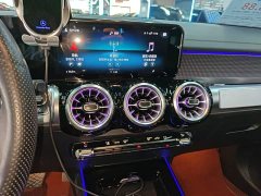 Mercedes-Benz GLB 220 Dynamic - ფოტო 12