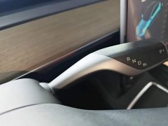 Tesla Model Y Rear-Wheel Drive - ფოტო 13