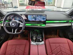 BMW 5 Series 530Li Premier M Sport Package - ფოტო 15