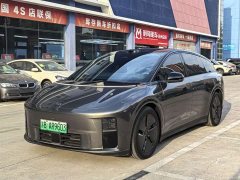 Li Auto i6 2025 Two-Wheel Drive Standard - ფოტო 1