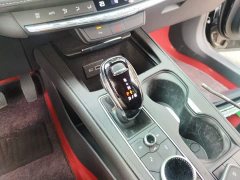 Cadillac XT4 28T FWD Fashion Edition - ფოტო 10