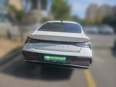 Hyundai Elantra 1.5L CVT GLS Leading Edition - ფოტო 3