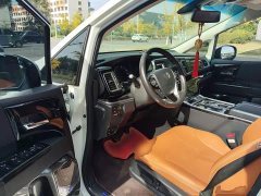 Honda Elysion 2019 2.0L Hybrid Luxury - ფოტო 12