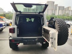 Jeep Wrangler 2.0T Middle East version - ფოტო 18