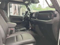 Jeep Wrangler 2.0T Middle East version - ფოტო 7