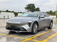 Buick Zhijing L7 Extended Range Avvia - ფოტო 1