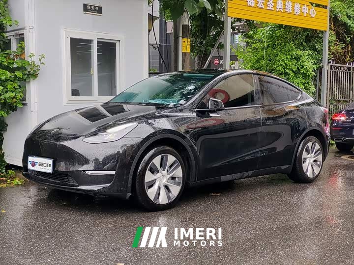 Tesla Model Y Facelift Long Range All-Wheel Drive 3D5