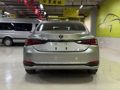 Lexus ES 200 Premium Edition - ფოტო 6