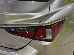 Lexus ES 200 Premium Edition - ფოტო 7