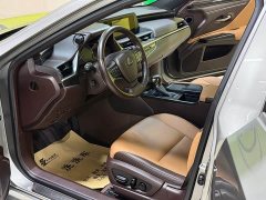 Lexus ES 200 Premium Edition - ფოტო 9