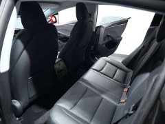 Tesla Model 3 Rear-Wheel Drive - ფოტო 11