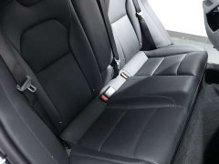 Tesla Model 3 Rear-Wheel Drive - ფოტო 4