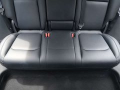 Tesla Model Y Rear-Wheel Drive - ფოტო 12