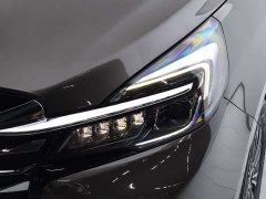 Buick GL8 Land Executive Cabin 652T Luxury - ფოტო 17