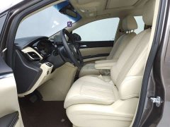 Buick GL8 Land Executive Cabin 652T Luxury - ფოტო 8
