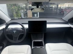Tesla Model Y 2022 Facelift Rear-Wheel Drive - ფოტო 13