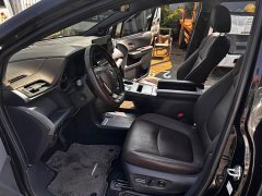 Toyota Sienna 2021 2.5L Hybrid Platinum Edition - ფოტო 7