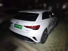 Audi A3 Sportback 35TFSI Prestige - ფოტო 4