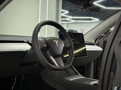 Tesla Model Y Rear-Wheel Drive - ფოტო 12