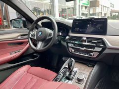 BMW 5 Series Facelift 530Li M Sport Luxury - ფოტო 7
