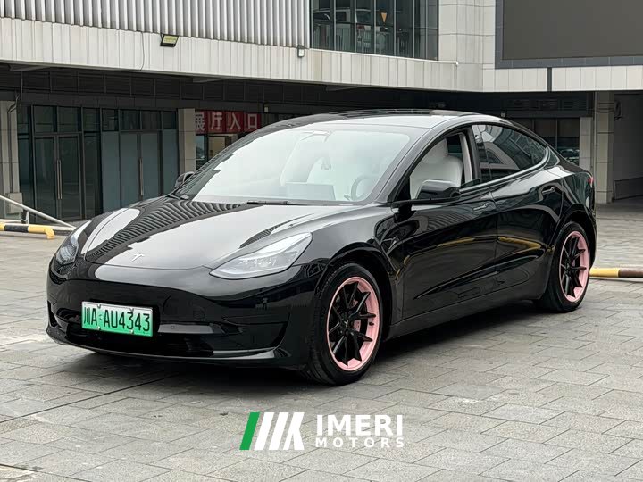 Tesla Model 3 Rear-Wheel Drive