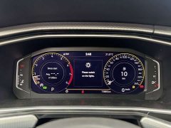 Volkswagen Touran 200TSI DSG Smart Connected Edition - ფოტო 10