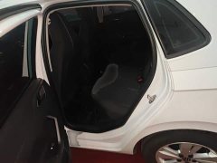 Volkswagen Polo Plus 1.5L Automatic Panoramic Comfort Edition - ფოტო 13