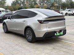 Tesla Model Y L 2025 Long Range All-Wheel Drive - ფოტო 14