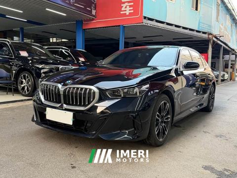 2026 BMW 5 Series 525Li M Sport Package