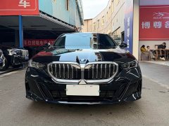 BMW 5 Series 525Li M Sport Package - ფოტო 2