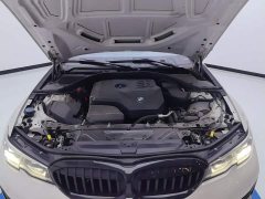 BMW 3 320i - ფოტო 10