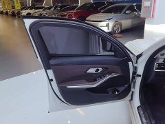 BMW 3 320i - ფოტო 7
