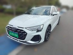 Audi A3 A3L Limousine 35TFSI Prestige - ფოტო 1
