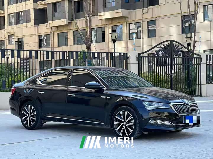 Skoda Superb TSI330 DSG Luxury Edition