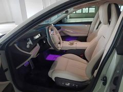 Xiaomi SU7 Rear-Wheel Drive Standard Edition - ფოტო 8