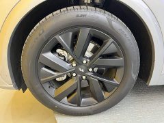 Li Auto L7 Pro - ფოტო 10