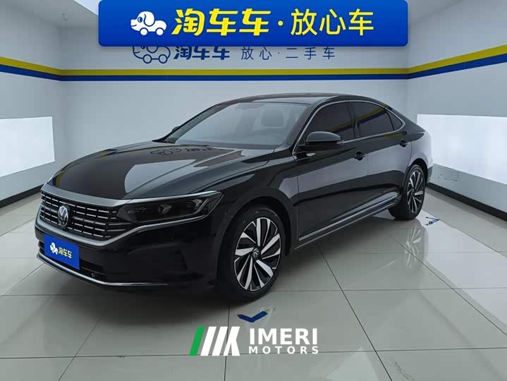 Volkswagen Passat Outstanding Edition 380TSI Dragon Ascendant Version