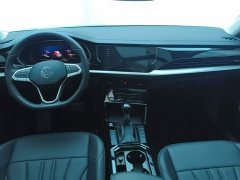Volkswagen Passat Outstanding Edition 380TSI Dragon Ascendant Version - ფოტო 12