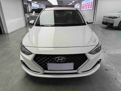 Hyundai Elantra 2018 1.6L Automatic Deluxe GL National V - ფოტო 2