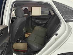 Hyundai Elantra 2018 1.6L Automatic Deluxe GL National V - ფოტო 6
