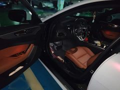 Jaguar XEL 2.0T 250PS R-DYNAMIC S Aspiring Sport Edition - ფოტო 17
